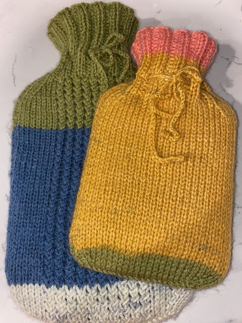 Mini Hot Water Bottle Cover – Free Knitting Pattern